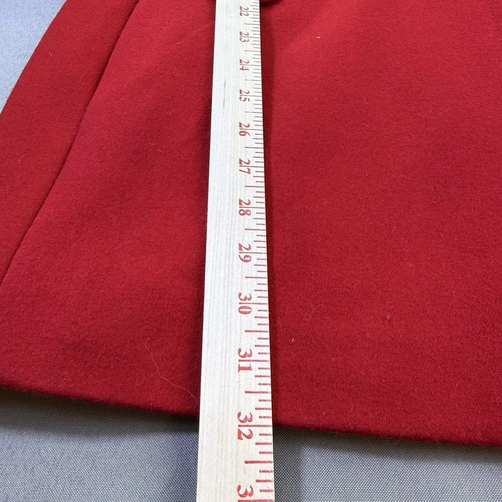 Guess red wool